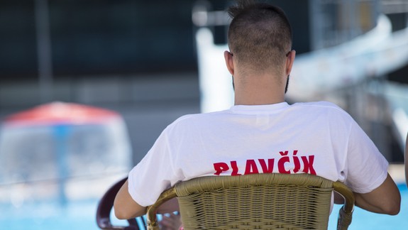 Fajčenie na kúpaliskách: Na rozhorčené slová našej čitateľky reaguje riaditeľ STaRZ-u