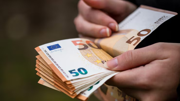 Rastúce náklady na bývanie v Bratislave nútia ľudí šetriť inak