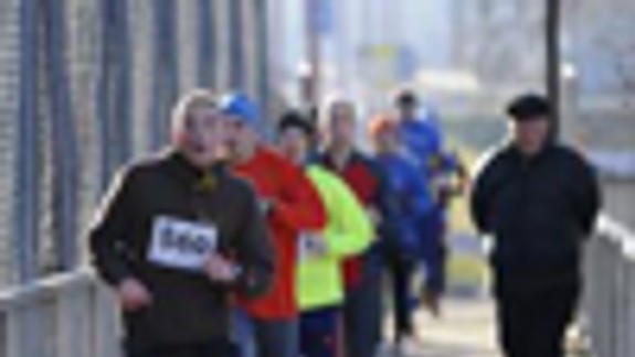 Cez mosty na Silvestra bežal rekordný počet bežcov