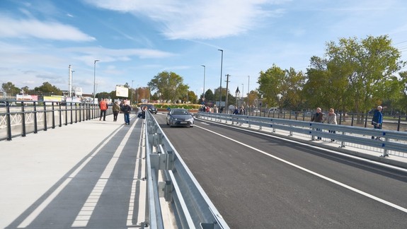 Nový most na Hradskej ponad Malý Dunaj je hotový, už slúži verejnosti