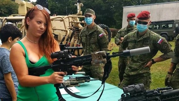 NAKA zadržala Sheilu S., ktorá sa vyhrážala aj útokom na prezidentku