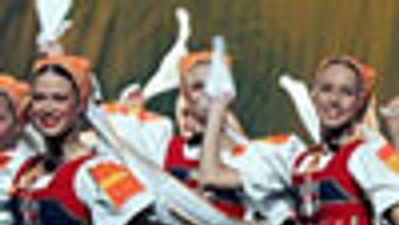 Lúčničiari si zatancujú s detskými folkloristami