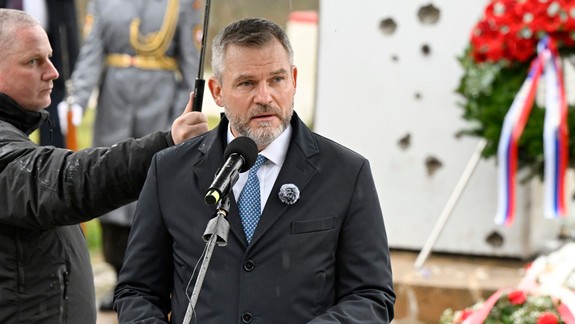 Pellegrini o Ficovi: Aj jeho drsná rétorika je zdrojom rastu napätia v spoločnosti