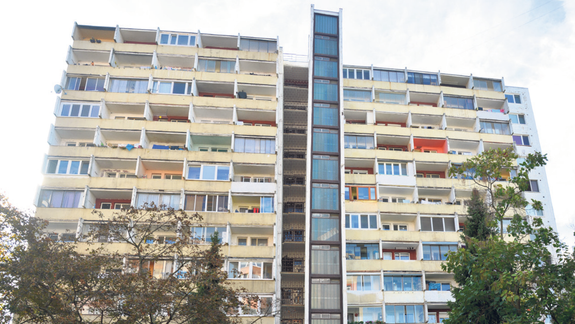 Odkúpia si byty? Dom na Medveďovej konečne riešia