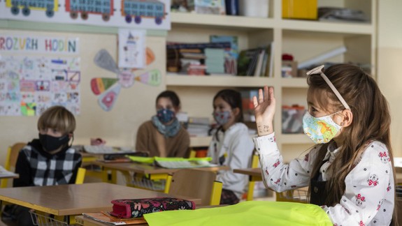 Staré Mesto otvorilo prvý stupeň ZŠ pre prezenčnú výučbu
