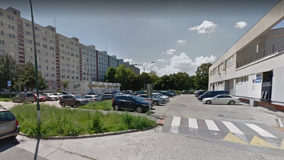 Váš názor: Rezidenčné parkovanie v Petržalke je nevýhodné pre rezidentov...