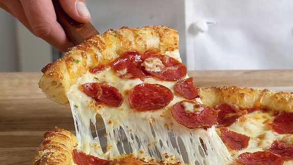 Najväčšia pizza dorazila do&nbsp;Petržalky