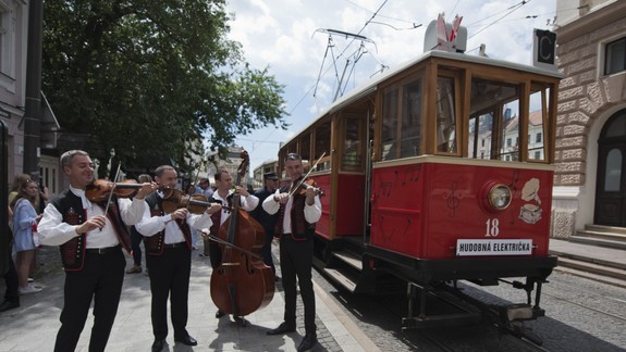 Nenechajte si ujsť jazdu v hudobnej električke: Prvá pôjde už túto sobotu