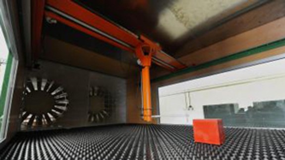 Stavebná fakulta STU má unikátny aerodynamický tunel