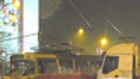 Škoda na električke po zrážke s cisternou je 600-tisíc