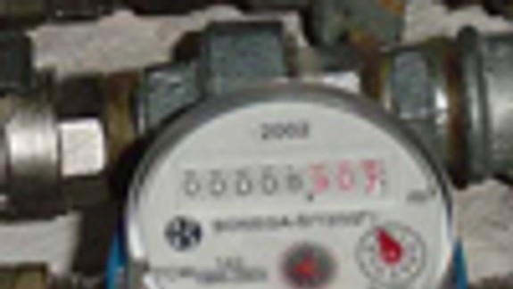 Vodárom zamŕzajú a praskajú vodomery