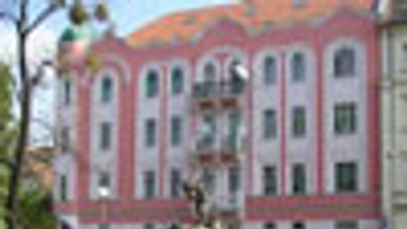 Na Šafárikovom námestí chce mesto vybudovať park