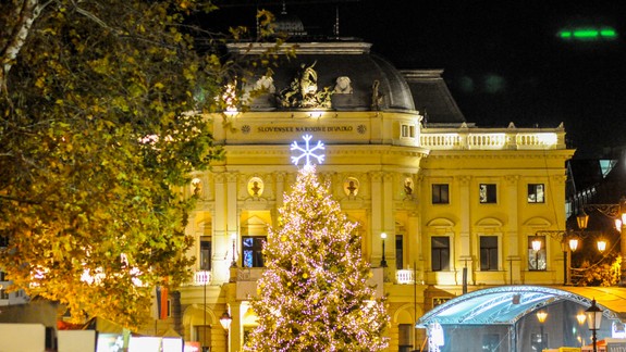 V piatok štartujú Vianočné trhy. Takýto program vás čaká na Hviezdoslavovom námestí