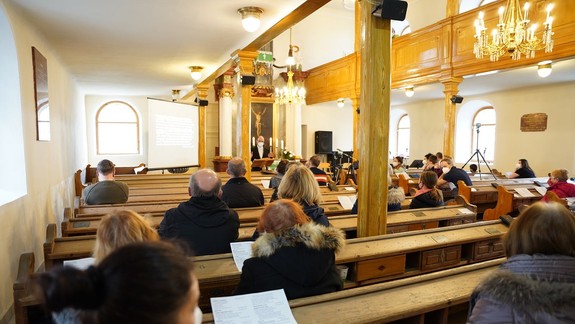 Sviatok Obetovania Pána je v katolíckej cirkvi aj Dňom zasväteného života