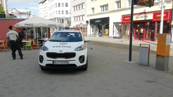 Predavač Károly z divokej Obchodnej ulice: Prečo nám policajti často nepomôžu