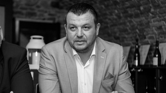 Smutná správa: Zomrel Štefan Šimák mladší