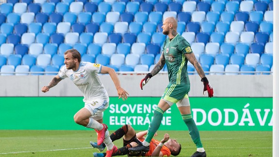 ŠK Slovan pri reštarte Fortuna ligy zdolal Ružomberok 1:0