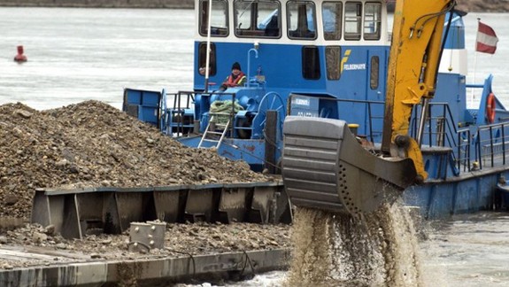 Na Starom moste pracujú nonstop, začali stavať nový pilier