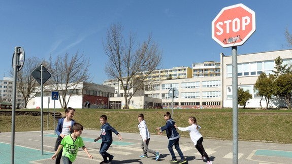 Zelená Karlova Ves: Na pešej zóne Pribišova-Ľ. Fullu spustia projekt na zníženie horúčav