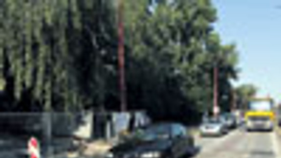 Výstavba cesty na nábreží meškala, hrozí pokuta