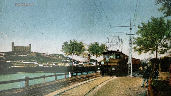 HISTÓRIA - Po Viedenskej ceste jazdili kedysi koče, električka do Viedne, ale aj tanky...