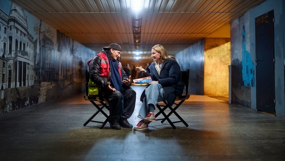 Prisadnite si, porozprávajte sa: OZ Proti prúdu upozorňuje na tému bezdomovectva kampaňou