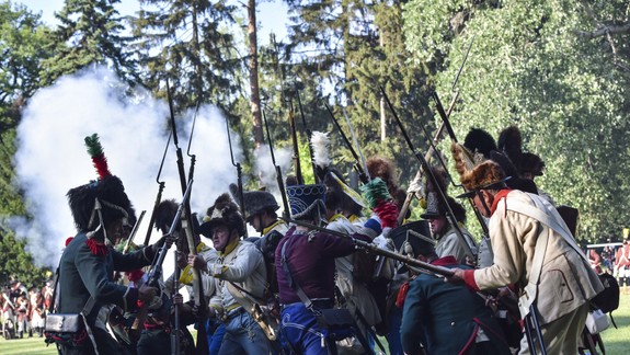 FOTO: Na Tyršovom nábreží sa konala rekonštrukcia rakúsko-francúzskych vojen z roku 1809