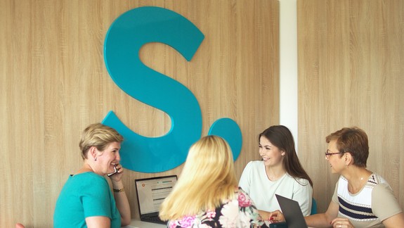 Simplea je komplexná finančná služba dokonalá v jednoduchosti