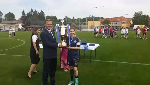 VIDEO: Futbalistky ŠK Slovan Bratislava porazili vo finále Slovenského pohára Partizán Bardejov 2:0 a získali cennú trofej!
