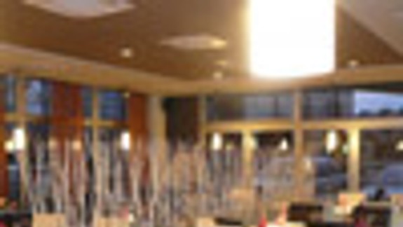 MOET Restaurant & Cafe