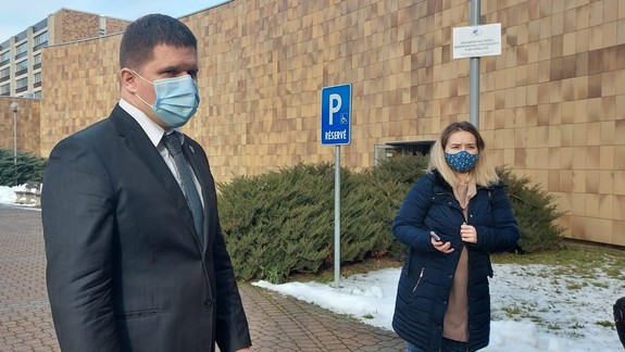 Starosta Hrčka tvrdo odkazuje vláde: Prijatie opatrení je pokrytecký alibizmus, diskriminujete očkovaných na náklady všetkých