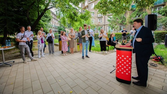 Staré Mesto obnovilo ihrisko aj verejný priestor na Záhrebskej