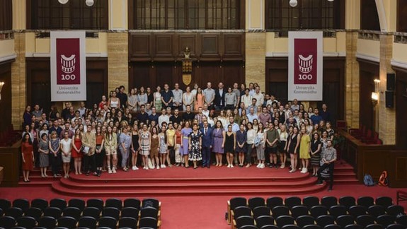 FOTO: Cudzincov Letnej školy SAS zaujíma nielen slovenský jazyk, ale aj kultúra