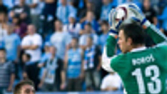 Slovan zdolal Banskú Bystricu a zostáva na čele