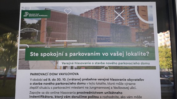 Petržalčania hlasujú o umiestnení parkovacieho domu, v hre je niekoľko možností