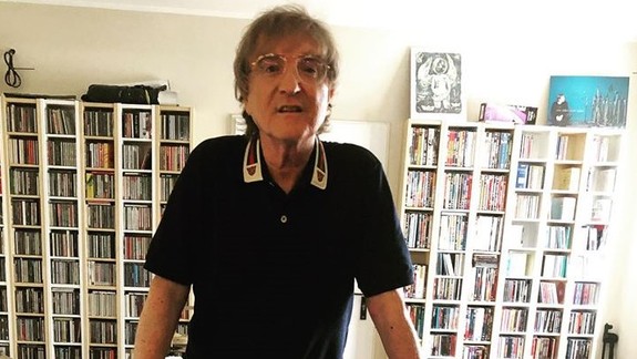 Kultúra online: Dnes večer si dajte Mira Žbirku, Petra Stašáka či slampoetry, zajtra prečíta rozprávky Braňo Jobus