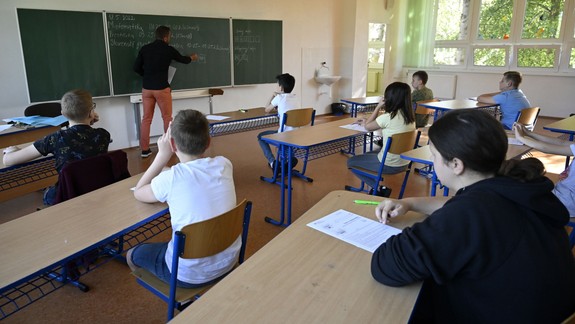 Analýza: Čo znamená byť učiteľom v Bratislave? Nízky plat a náročné prostredie