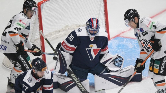 HC Slovan Bratislava utrpel porážku: Nové Zámky zvíťazili prvýkrát po siedmich prehrách