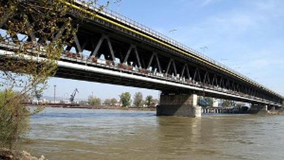 Na Prístavnom moste budú opravovať mostný záver