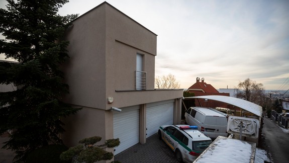 NAKA zasahuje v Bonaparte, u Dobroslava Trnku, ako aj vo vile a firmách Mariana Kočnera