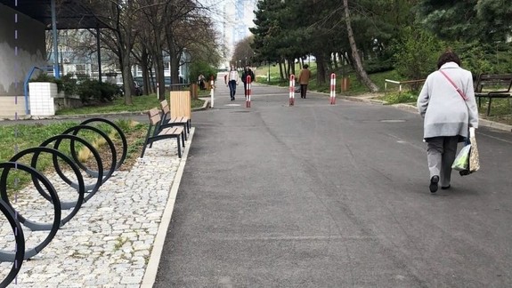 FOTO Pozrite si ich. Metropolitný inštitút ukázal, ako budú môcť vyzerať bratislavské chodníky