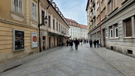 Vedeli ste? Bratislavský kraj má najnižší podiel ľudí ohrozených chudobou v celej EÚ