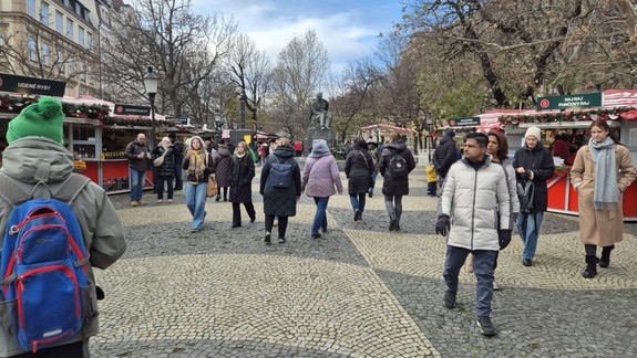 Návrat k Vianociam: Hygienici vykonali na vianočných trhoch v Bratislave 63 kontrol, udelil sedem pokút