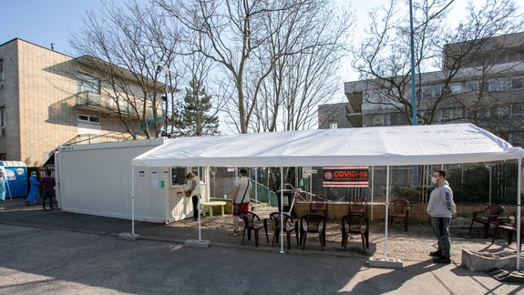 Koronavírus: Slovensko by mohlo čoskoro zvýšiť počet odberných miest, môže ich byť až 100