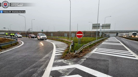 Šialený prípad: Vodička s 3,2 promile alkoholu jazdila po diaľnici v protismere!