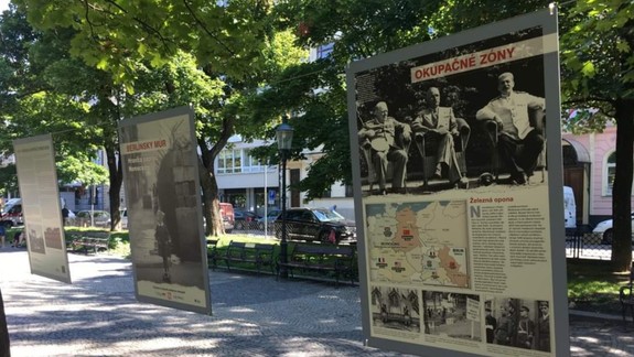 Hviezdoslavovo námestie: Výstava Múr, ktorý rozdelil Berlín približuje osudy ľudí a národov