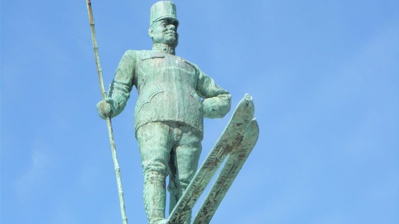 Vedeli ste? Japoncov učil lyžovať rodák z Bratislavy, v krajine má sochy aj múzeum