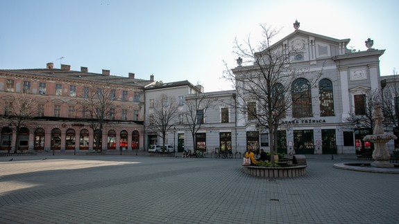 Zaujímavá zmena: Aprílové mestské zastupiteľstvo sa bude konať v Starej tržnici