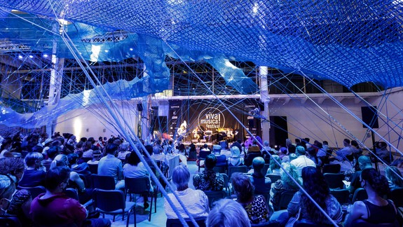 Festival Viva Musica! otvorí kontratenorista J. J. Orlinski, okrem spevu miluje aj breakdance