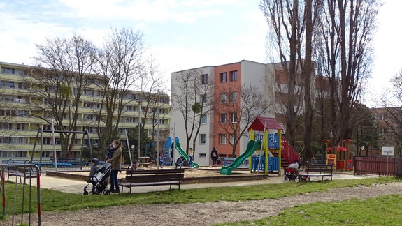 V Karlovej Vsi vznikne prvé ihrisko pre znevýhodnené deti, hlasovať o hracích prvkoch môžu aj rodičia